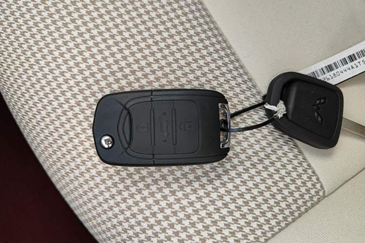 Used Wuling Hongguang MINIEV 2025 Four-Door Version Advanced Edition Vehicle Key