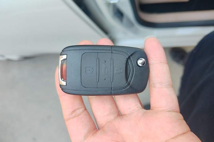 Used Wuling Hongguang MINIEV 2025 Four-Door Version Advanced Edition Vehicle Key