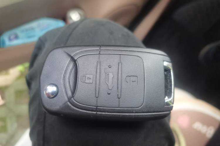 Used Wuling Hongguang MINIEV 2025 Four-Door Version Premium Edition Vehicle Key