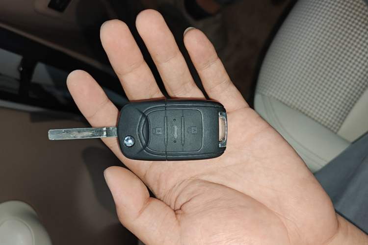 Used Wuling Hongguang MINIEV 2025 Four-Door Version Advanced Edition Vehicle Key