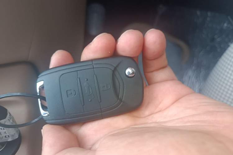 Used Wuling Hongguang MINIEV 2025 Four-Door Version Advanced Edition Vehicle Key