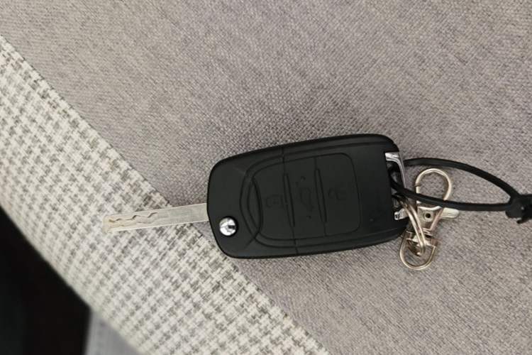 Used Wuling Hongguang MINIEV 2025 Four-Door Version Advanced Edition Vehicle Key