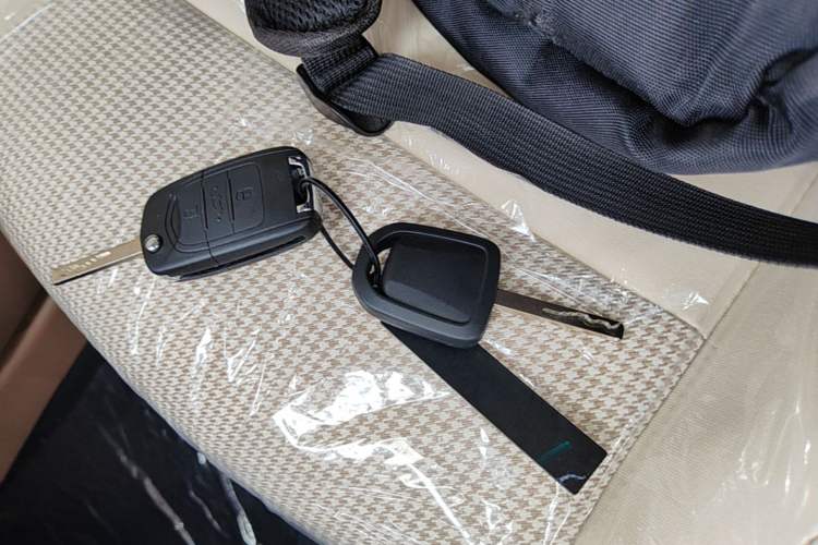 Used Wuling Hongguang MINIEV 2025 Four-Door Version Advanced Edition Vehicle Key