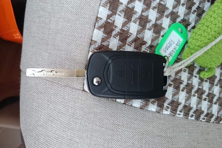 Used Wuling Hongguang MINIEV 2025 Four-Door Version Advanced Edition Vehicle Key