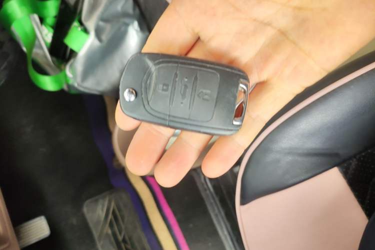 Used Wuling Hongguang MINIEV 2025 Four-Door Version Advanced Edition Vehicle Key