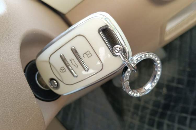 Used Wuling Hongguang MINIEV 2025 Four-Door Version Zhenxiang+ Edition Vehicle Key