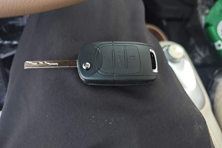 Used Wuling Hongguang MINIEV 2025 Four-Door Version Advanced Edition Vehicle Key