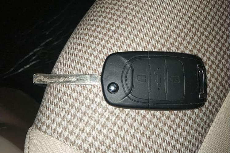 Used Wuling Hongguang MINIEV 2025 Four-Door Version Advanced Edition Vehicle Key