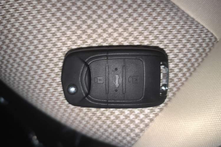 Used Wuling Hongguang MINIEV 2025 Four-Door Version Advanced Edition Vehicle Key