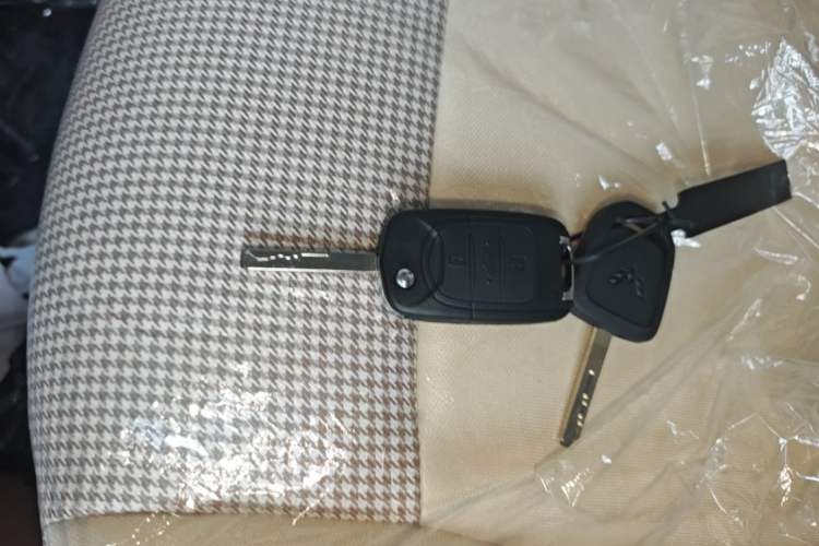 Used Wuling Hongguang MINIEV 2025 Four-Door Version Advanced Edition Vehicle Key
