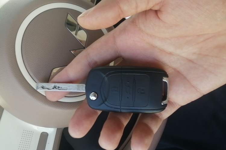 Used Wuling Hongguang MINIEV 2025 Four-Door Version Advanced Edition Vehicle Key