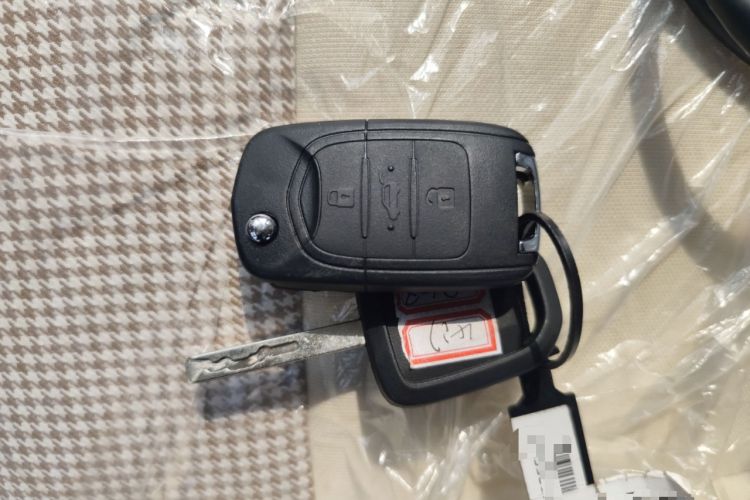 Used Wuling Hongguang MINIEV 2025 Four-Door Version Advanced Edition Vehicle Key