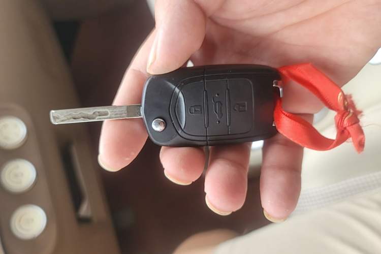 Used Wuling Hongguang MINIEV 2025 Four-Door Version Advanced Edition Vehicle Key