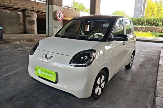 Wuling Hongguang MINIEV 2025 Four-Door Version Zhenxiang+ Edition usado