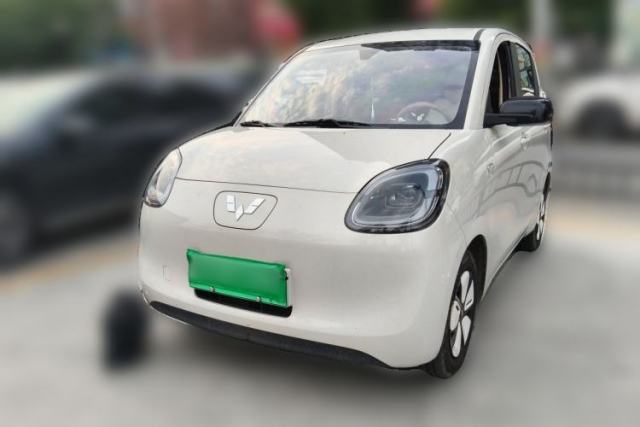 Ojetý Wuling Hongguang MINIEV 2025 Four-Door Version Advanced Edition