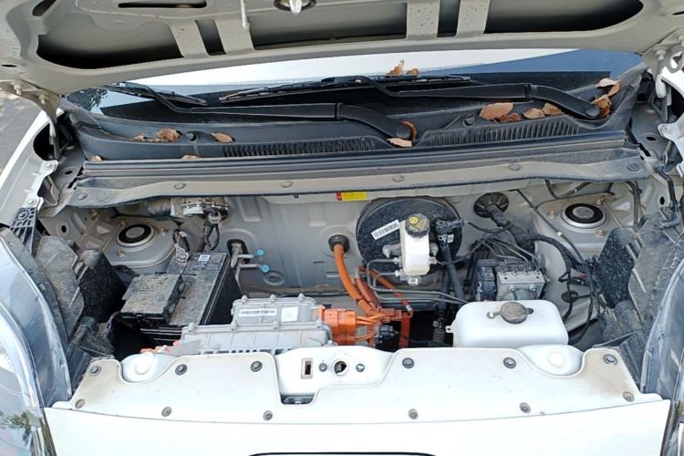 Used Wuling Hongguang MINIEV 2025 Four-Door Version Zhenxiang+ Edition Engine Bay