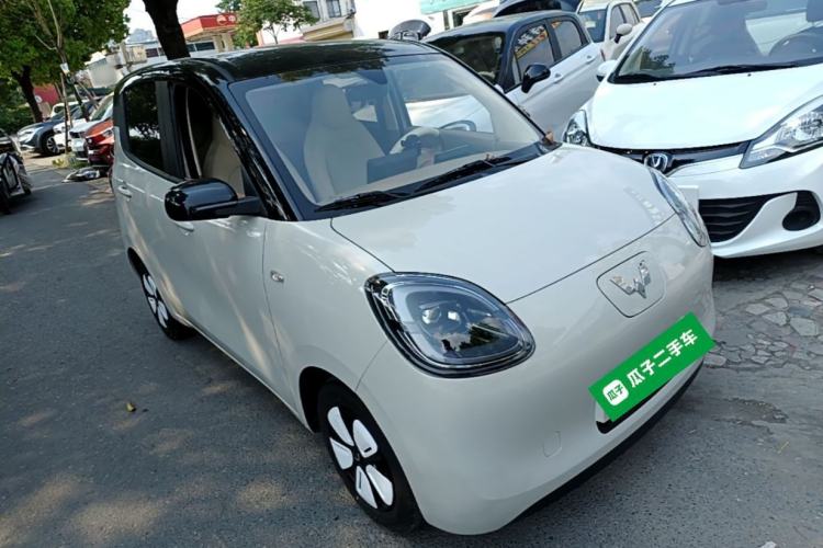 Used Wuling Hongguang MINIEV 2025 Four-Door Version Zhenxiang+ Edition Front Right 45 Deg