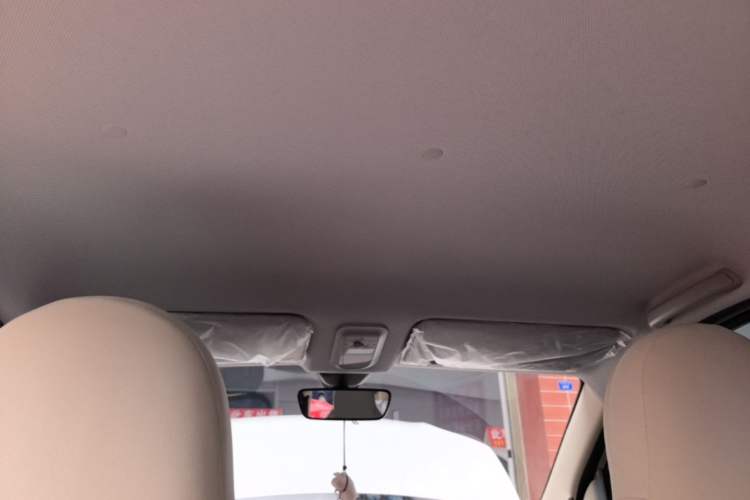 Used Wuling Hongguang MINIEV 2025 Four-Door Version Advanced Edition Headliner
