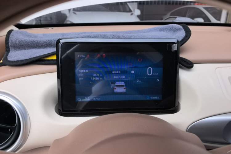 Used Wuling Hongguang MINIEV 2025 Four-Door Version Advanced Edition Instrument Cluster