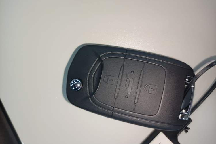 Used Wuling Hongguang MINIEV 2025 Four-Door Version Advanced Edition Interior 1