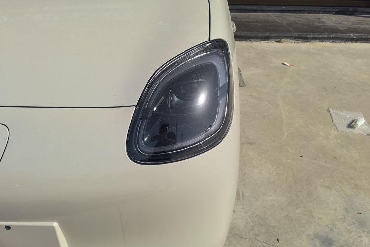 Used Wuling Hongguang MINIEV 2025 Four-Door Version Advanced Edition Left Front Headlight