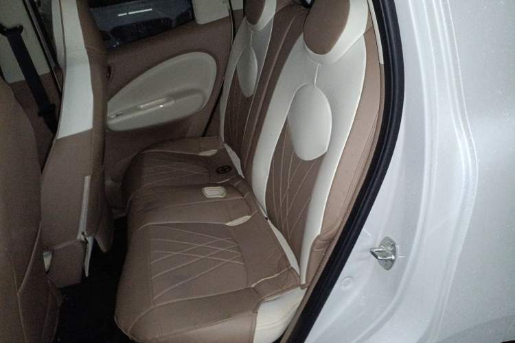 Used Wuling Hongguang MINIEV 2025 Four-Door Version Advanced Edition Left Rear Seat