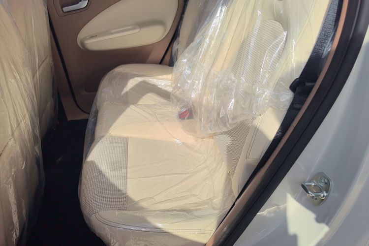 Used Wuling Hongguang MINIEV 2025 Four-Door Version Advanced Edition Left Rear Seat