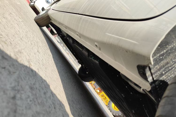 Used Wuling Hongguang MINIEV 2025 Four-Door Version Advanced Edition Left Side Sill