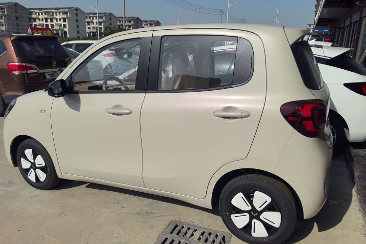 Used Wuling Hongguang MINIEV 2025 Four-Door Version Advanced Edition Rear Left 45 Deg