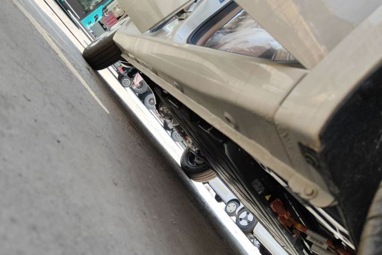 Used Wuling Hongguang MINIEV 2025 Four-Door Version Advanced Edition Right Side Sill