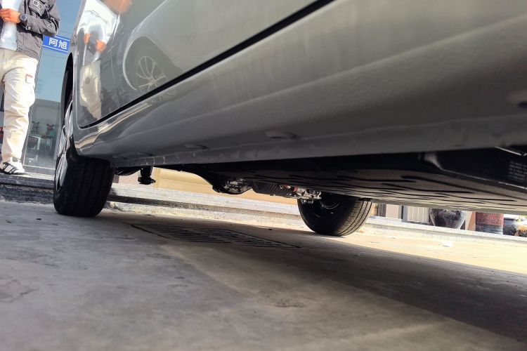 Used Wuling Hongguang MINIEV 2025 Four-Door Version Advanced Edition Right Side Sill