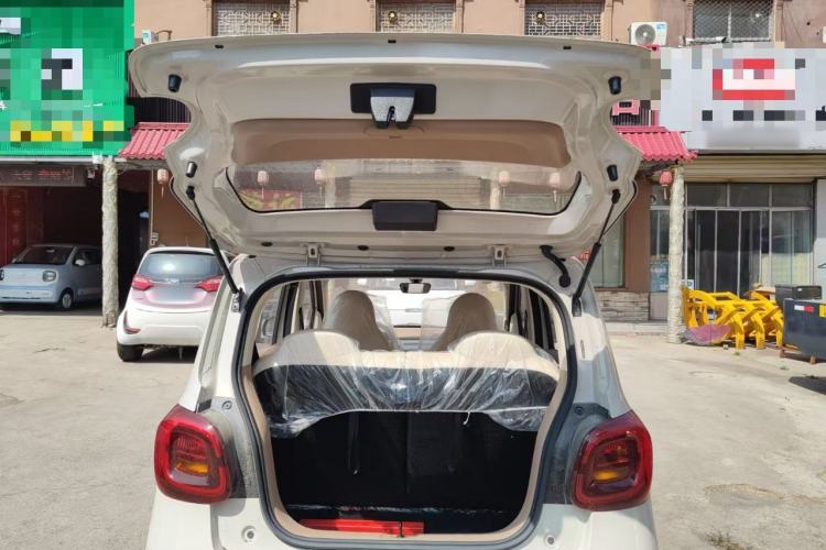 Used Wuling Hongguang MINIEV 2025 Four-Door Version Advanced Edition Trunk