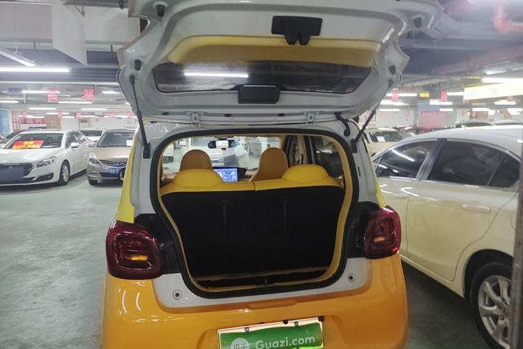 Used Wuling Hongguang MINIEV 2025 Four-Door Version Zhenxiang+ Edition Trunk