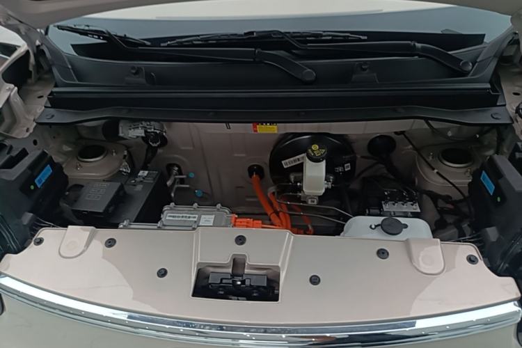 Used Wuling Hongguang MINIEV 2026 Model Fifth Generation, 301km Deluxe Edition Engine Bay