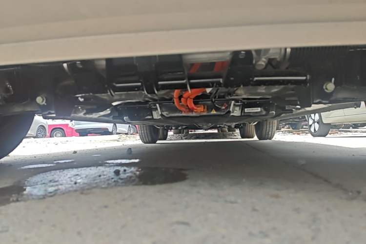 Used Wuling Hongguang MINIEV 2026 Model Fifth Generation, 301km Deluxe Edition Chassis Front