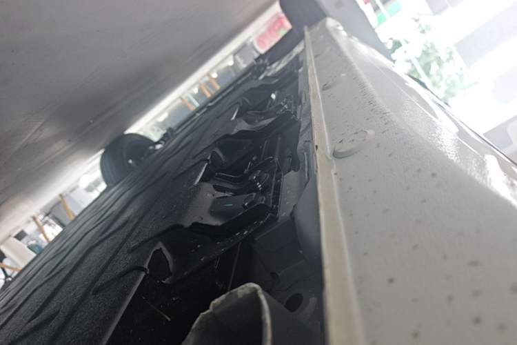 Used Wuling Hongguang MINIEV 2026 Model Fifth Generation, 301km Deluxe Edition Chassis Rear Left