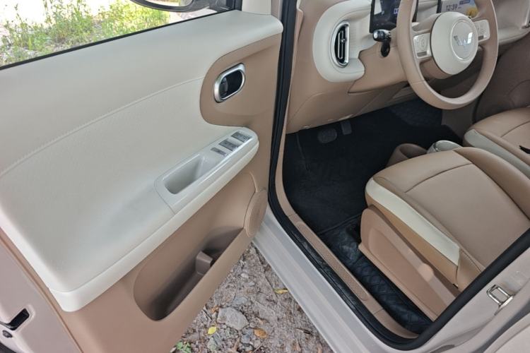 Used Wuling Hongguang MINIEV 2026 Model Fifth Generation, 301km Deluxe Edition Driver Seat