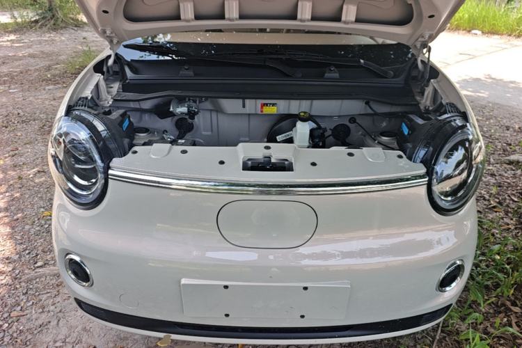 Used Wuling Hongguang MINIEV 2026 Model Fifth Generation, 301km Deluxe Edition Engine Bay
