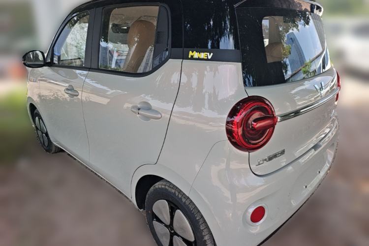 Used Wuling Hongguang MINIEV 2026 Model Fifth Generation, 301km Deluxe Edition Rear Left 45 Deg