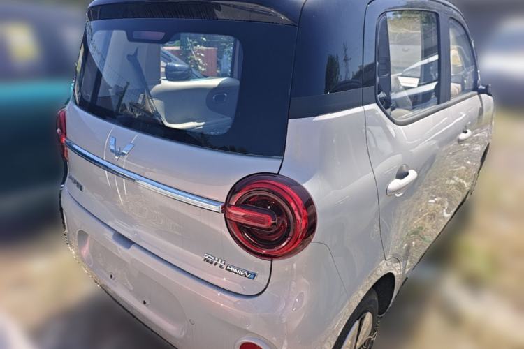 Used Wuling Hongguang MINIEV 2026 Model Fifth Generation, 205km Deluxe Edition Rear Right 45 Deg