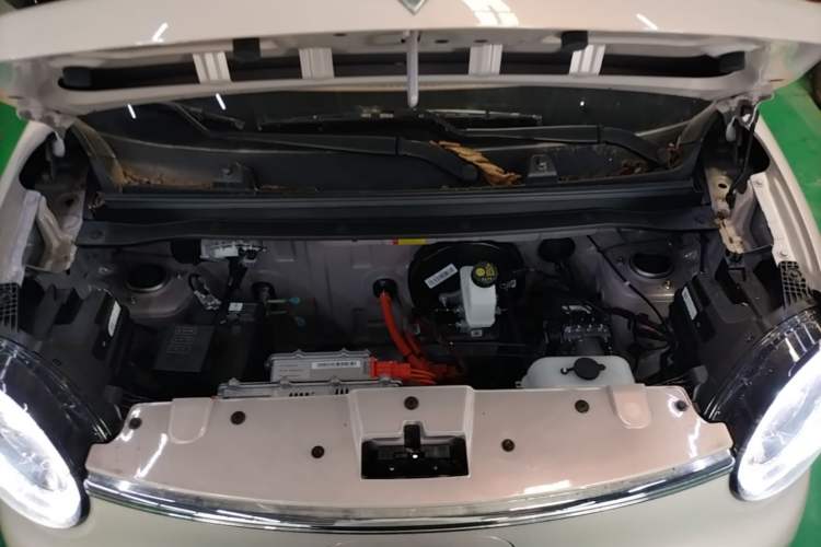 Used Wuling Hongguang MINIEV 2026 Model Fifth Generation, 205km Advanced Edition Engine Bay