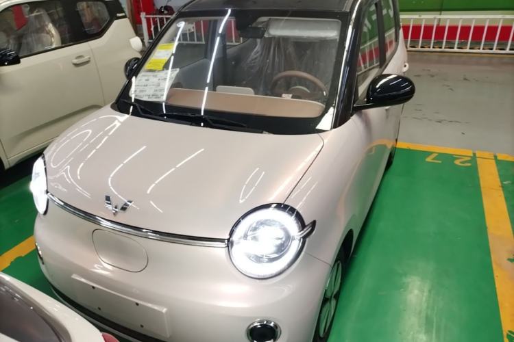 Used Wuling Hongguang MINIEV 2026 Model Fifth Generation, 205km Advanced Edition Front