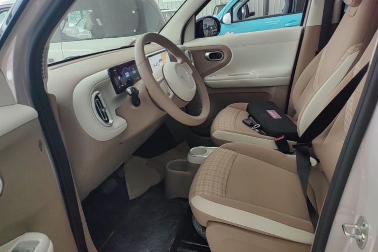 Used Wuling Hongguang MINIEV 2026 Model Fifth Generation, 301km Deluxe Edition Left Front Seat