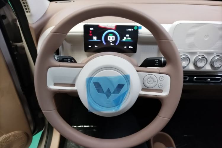Used Wuling Hongguang MINIEV 2026 Model Fifth Generation, 205km Advanced Edition Steering Wheel