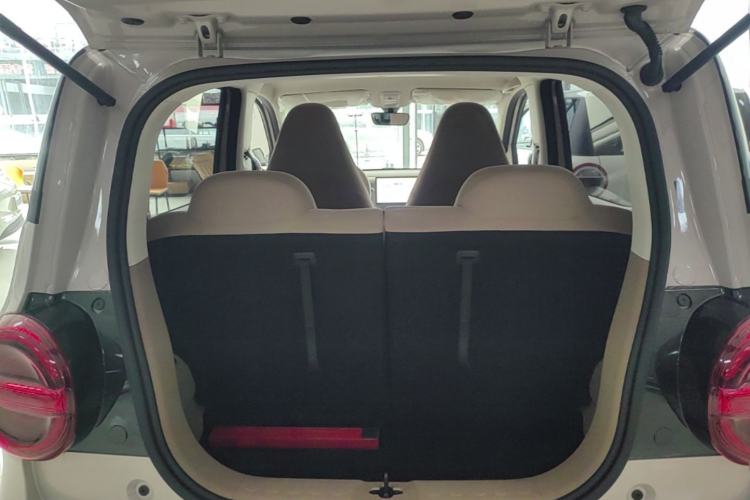 Used Wuling Hongguang MINIEV 2026 Model Fifth Generation, 301km Deluxe Edition Trunk
