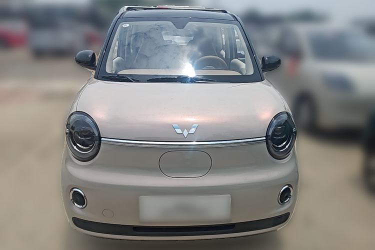 Used Wuling Hongguang MINIEV 2026 Model Fifth Generation, 301km Deluxe Edition Front