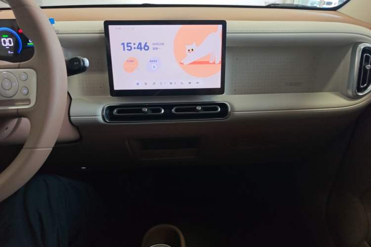 Used Wuling Hongguang MINIEV 2026 Model Fifth Generation, 301km Deluxe Edition Audio And AC Panel