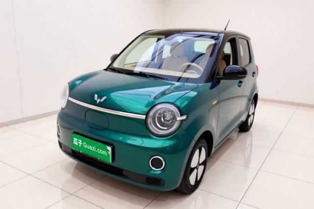 Ojetý Wuling Hongguang MINIEV 2026 Model Fifth Generation, 301km Deluxe Edition