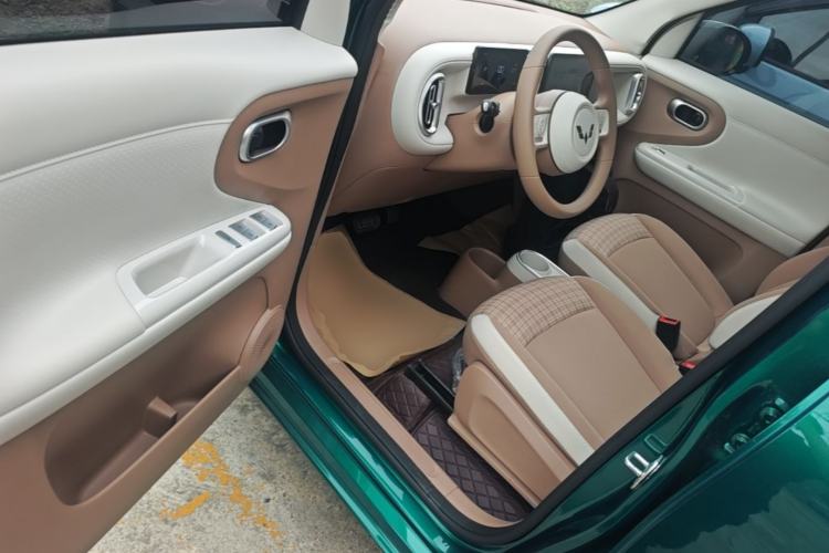 Used Wuling Hongguang MINIEV 2026 Model Fifth Generation, 301km Deluxe Edition Driver Seat