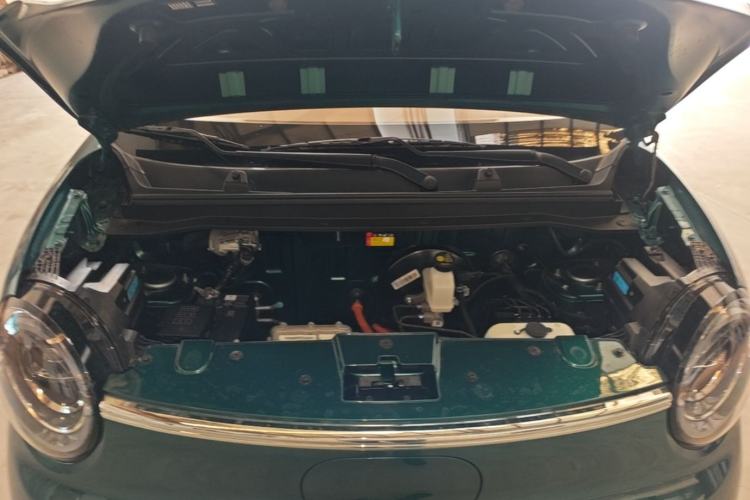 Used Wuling Hongguang MINIEV 2026 Model Fifth Generation, 301km Deluxe Edition Engine Bay